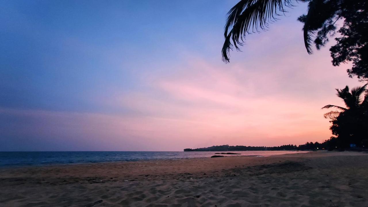 Surf Beach Hotel อารูกัมเบย์ ภายนอก รูปภาพ