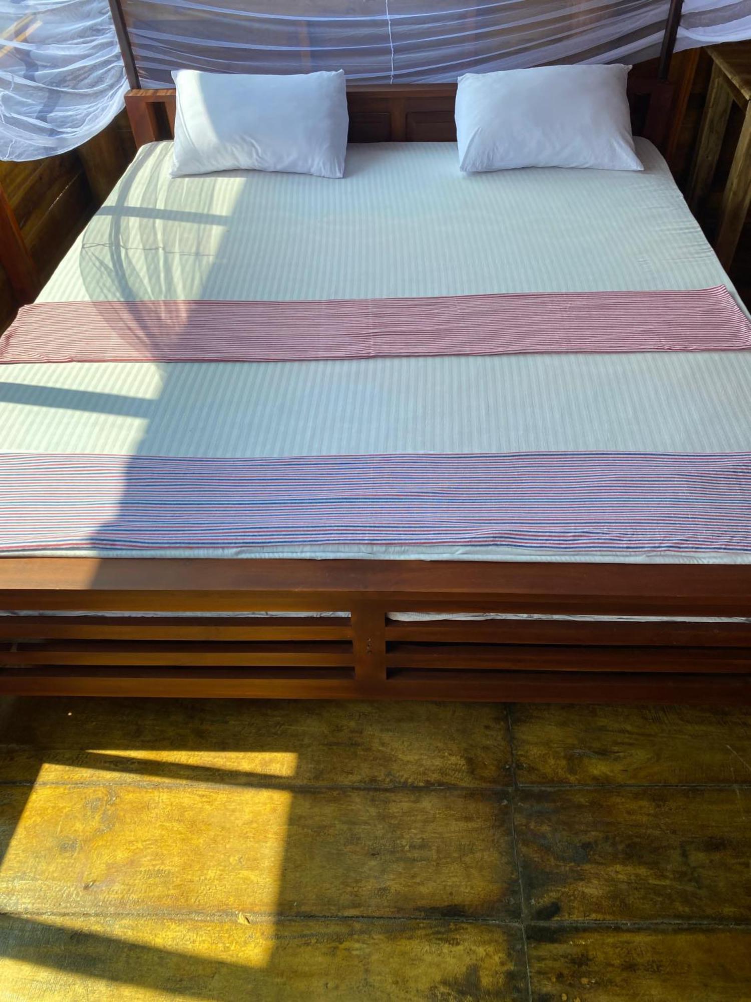Surf Beach Hotel อารูกัมเบย์ ภายนอก รูปภาพ