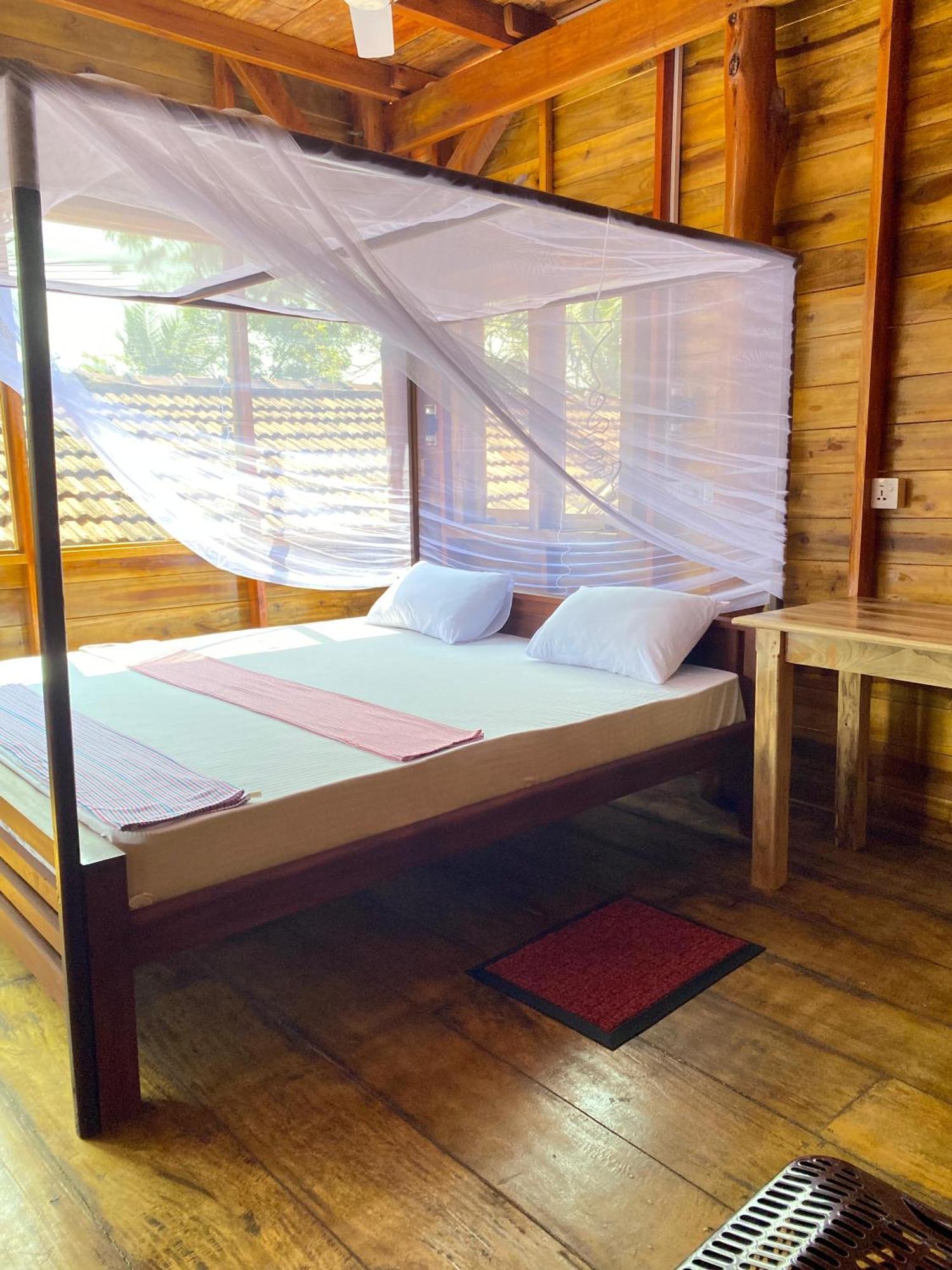 Surf Beach Hotel อารูกัมเบย์ ภายนอก รูปภาพ